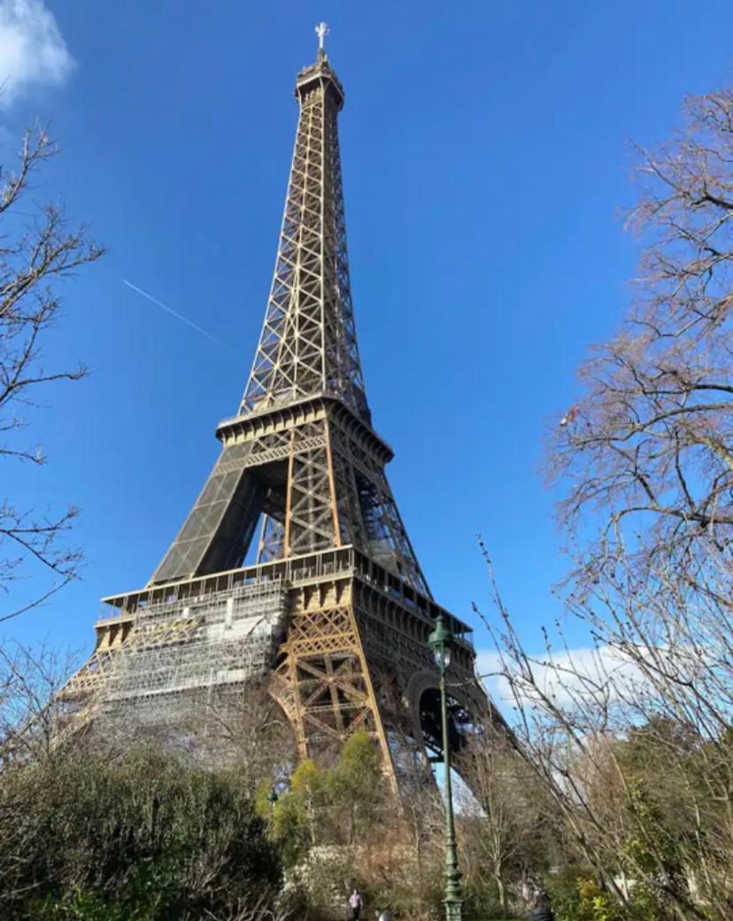 Small Studio Near Eiffel Tower Paris Exterior photo